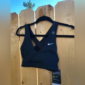 Nike Indy Light Sports Bra